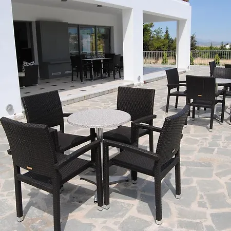 Ξενοδοχείο Philoxenia